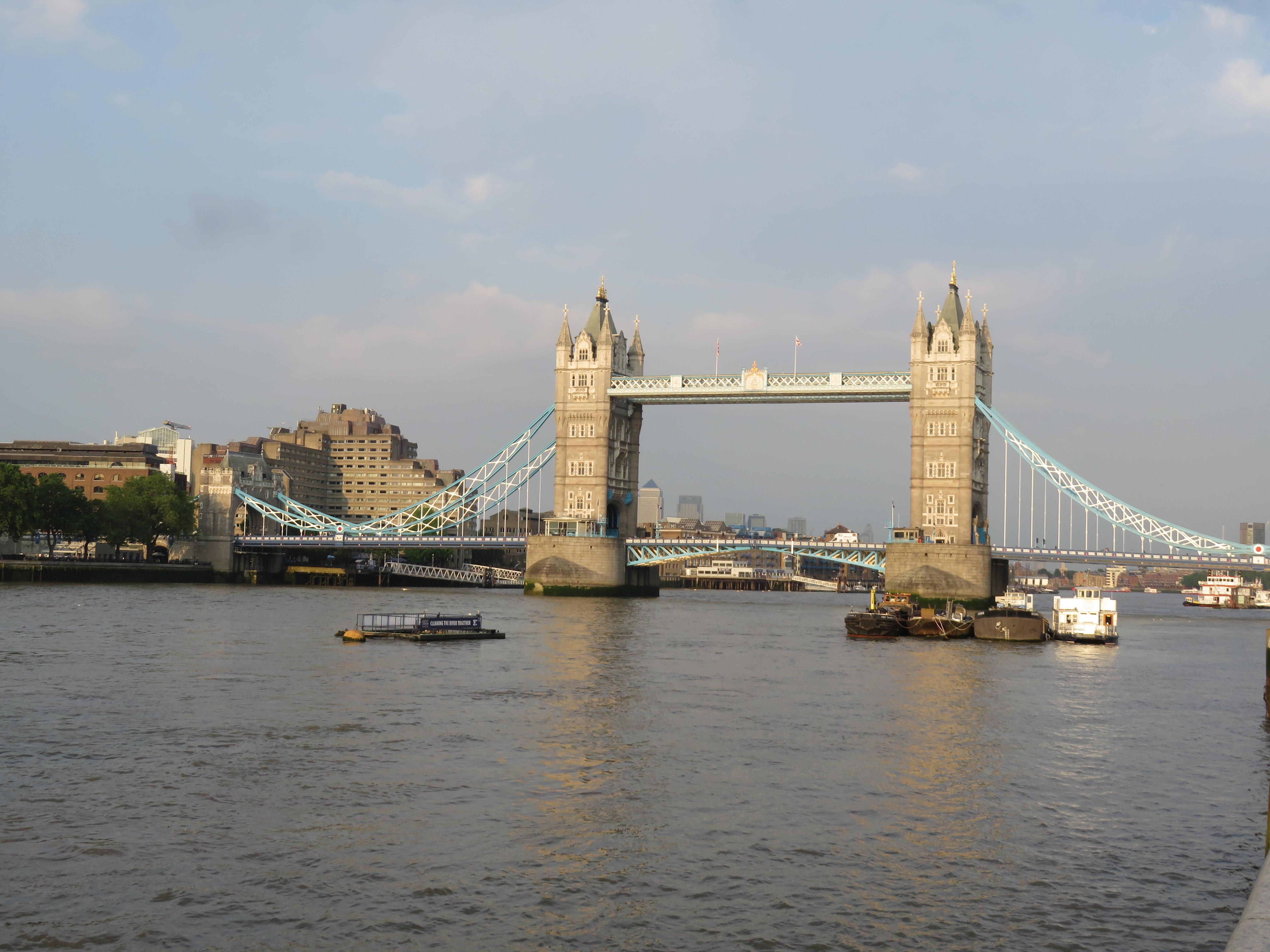 Holiday Inn Express London-Wimbledon-South, An Ihg Hotel Ngoại thất bức ảnh