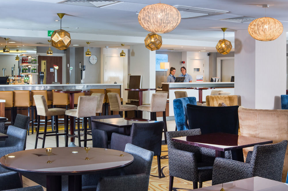 Holiday Inn Express London-Wimbledon-South, An Ihg Hotel Ngoại thất bức ảnh
